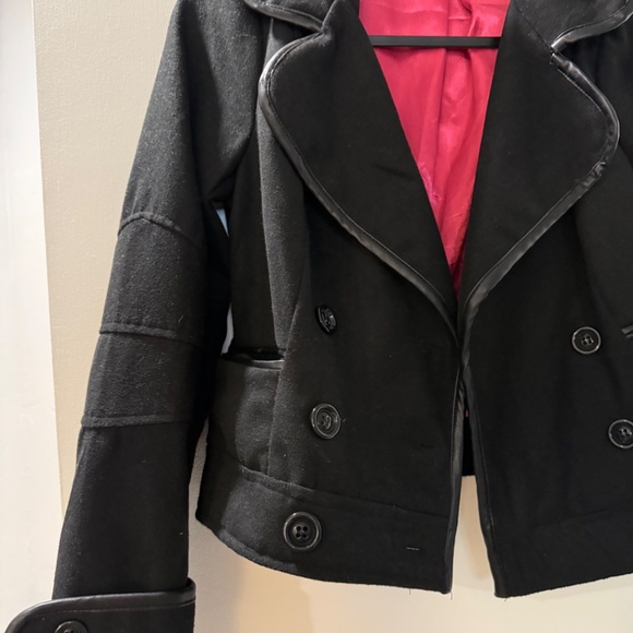 Black crop jacket - Picture 3 of 5